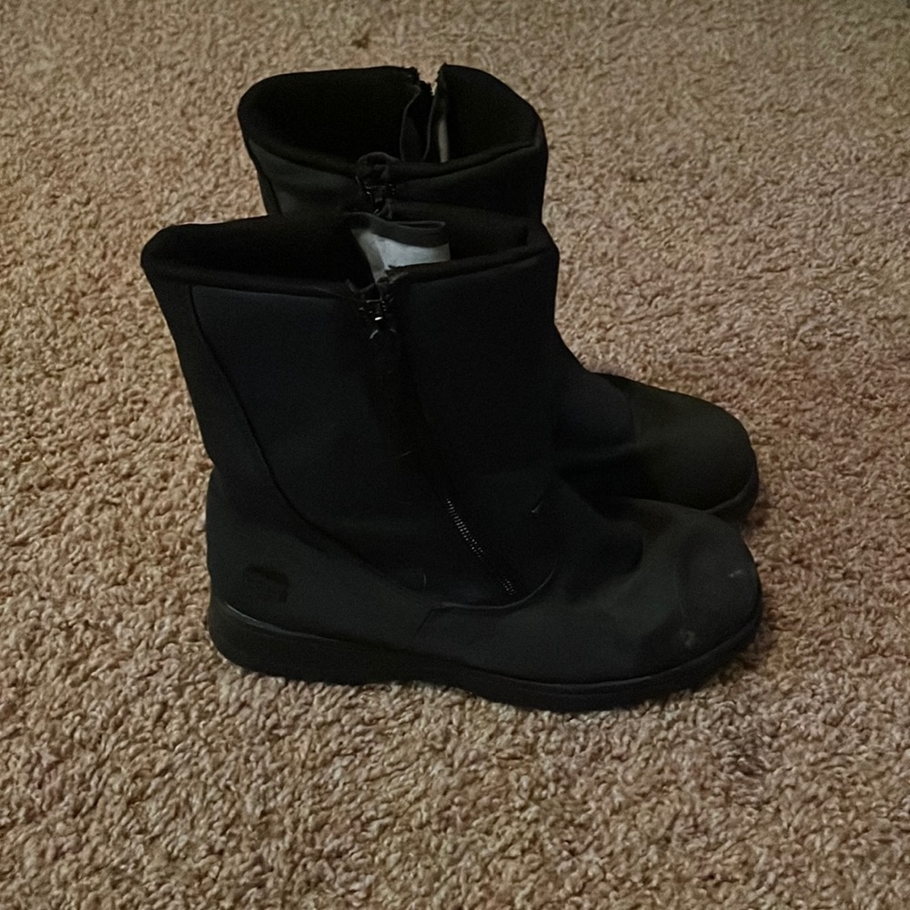 Snow Boots